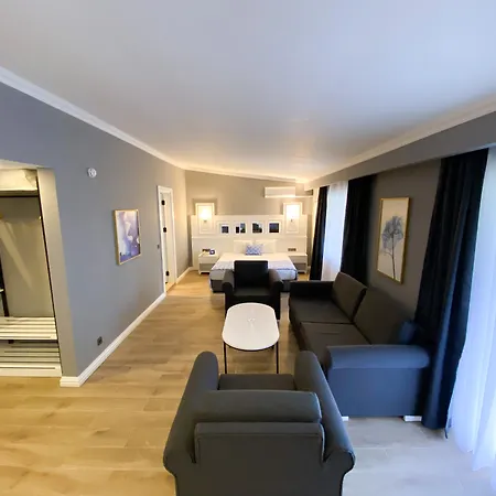 Amara Club Marine Nature