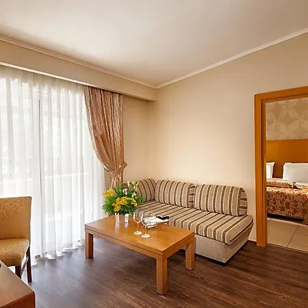 Amara Club Marine Nature 5*
