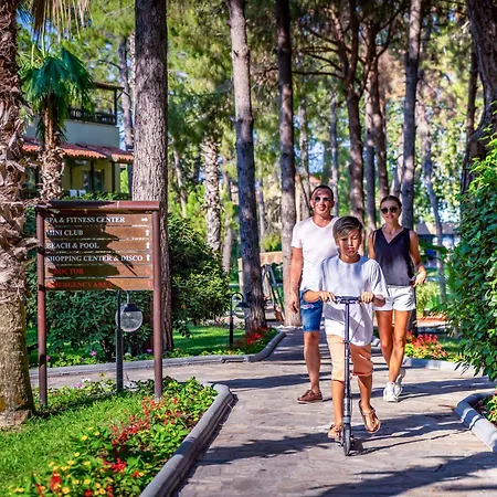 Amara Club Marine Nature 5*