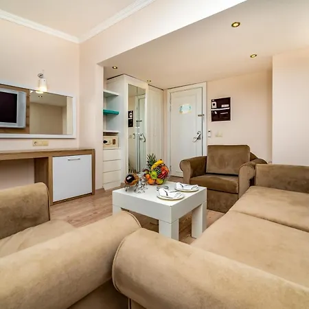 Rezort Amara Club Marine Nature 5*