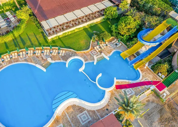 Rezort Amara Club Marine Nature 5*