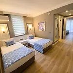 Amara Club Marine Nature